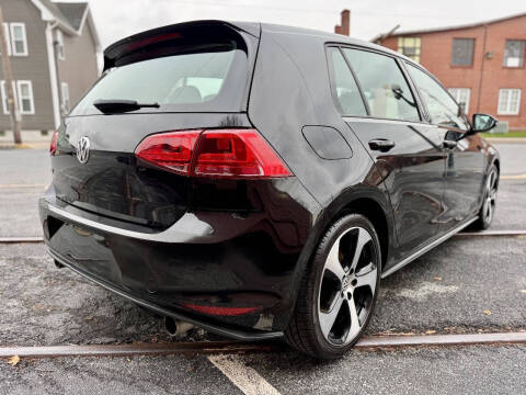 2015 Volkswagen Golf GTI SE