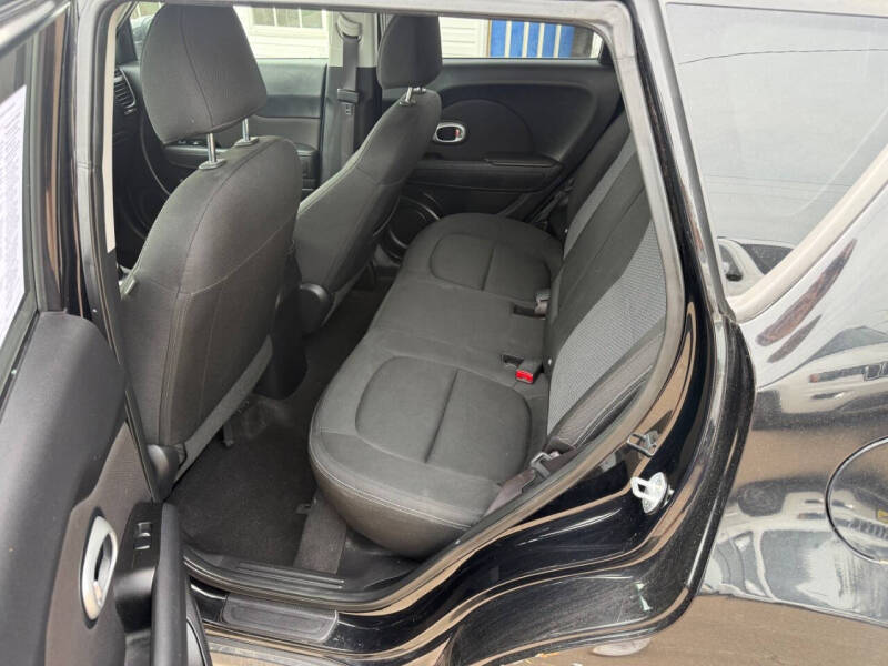 2019 Kia Soul +