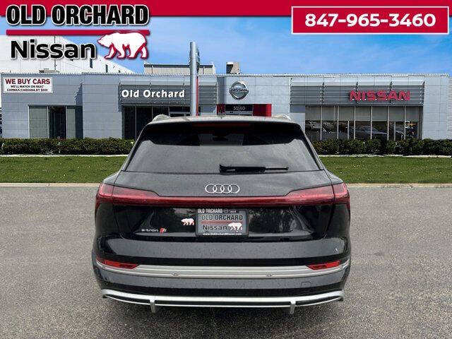 2022 Audi e-tron S quattro Premium Plus