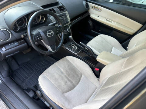 2012 Mazda MAZDA6 i Touring Plus