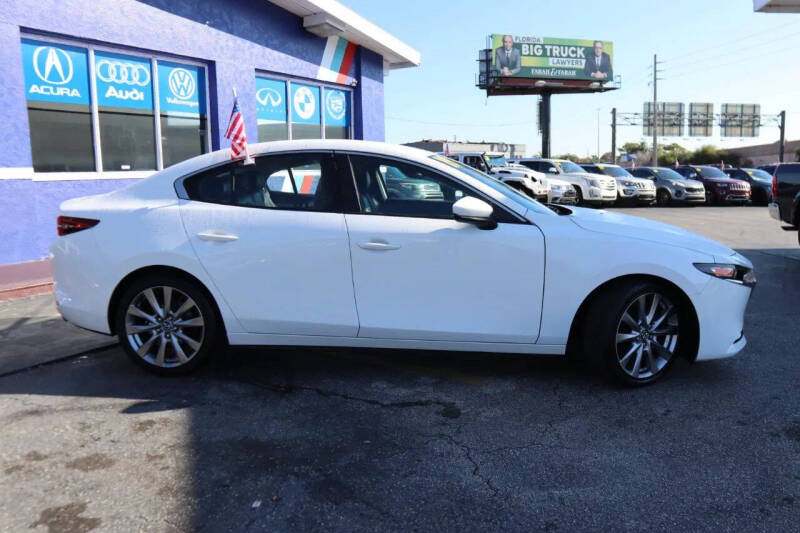 2019 Mazda Mazda3 Sedan Select