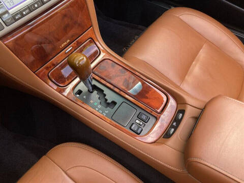 2005 Lexus SC 430
