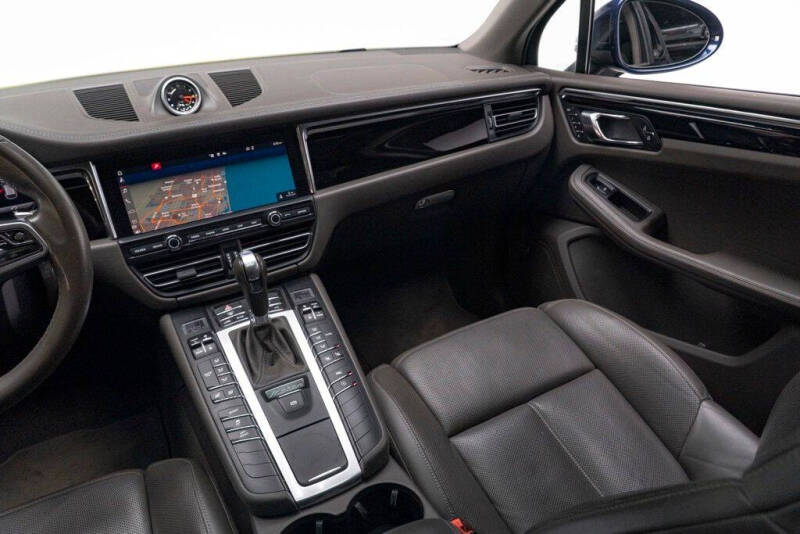 2020 Porsche Macan