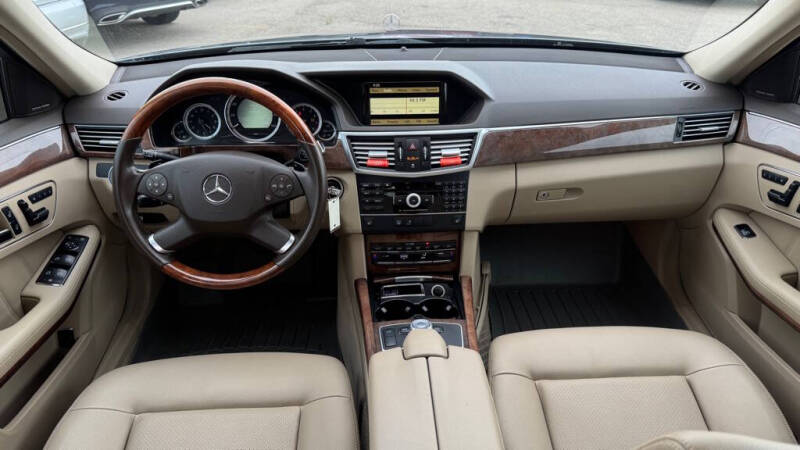 2010 Mercedes-Benz E-Class