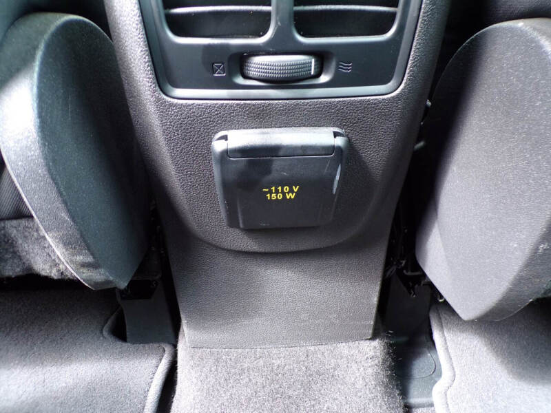 2017 Ford C-MAX Hybrid SE