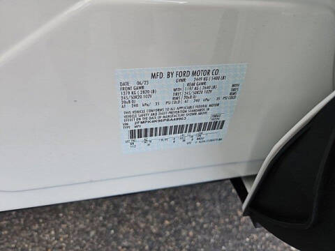 2023 Ford Edge Titanium