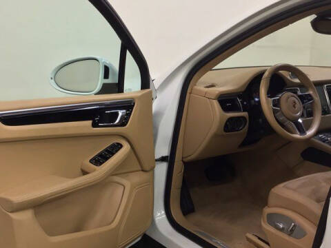 2017 Porsche Macan S