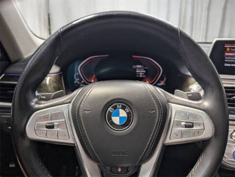 2022 BMW 7 Series 740i