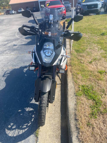 2018 KTM 1090