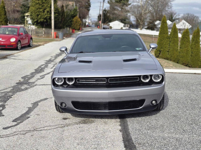 2015 Dodge Challenger SXT Plus