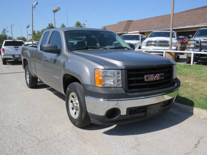 2008 GMC Sierra 1500 for sale at Dealer One Auto Credit in Oklahoma City OK