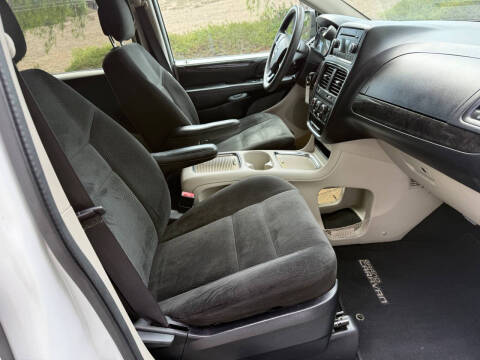 2016 Dodge Grand Caravan SXT Plus