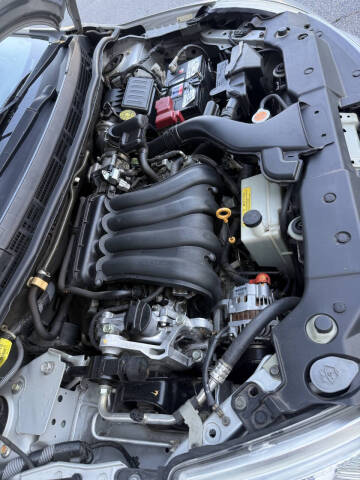 2012 Nissan Versa 1.8 S