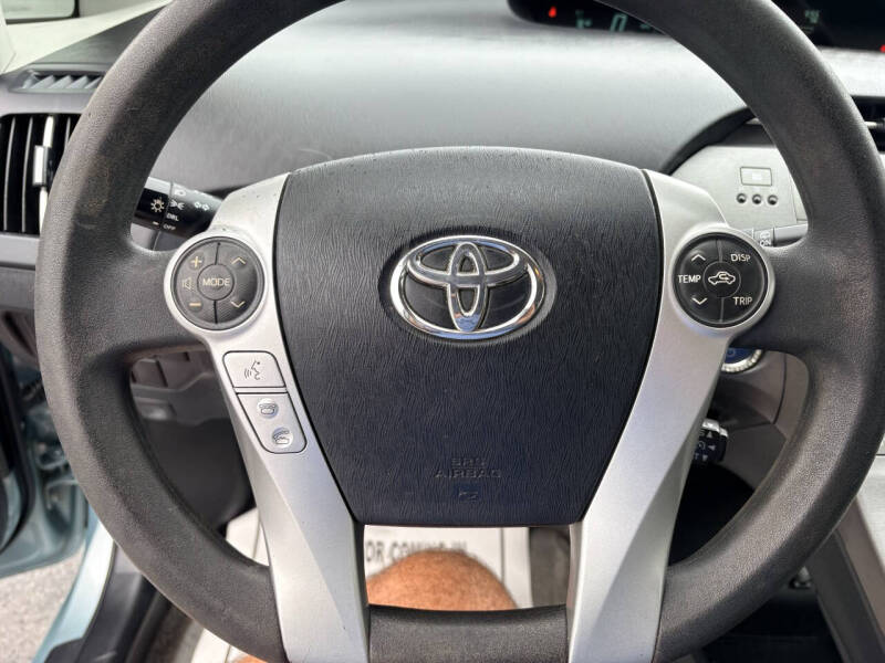 2013 Toyota Prius One