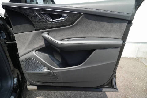 2022 Audi SQ8 4.0T quattro Prestige