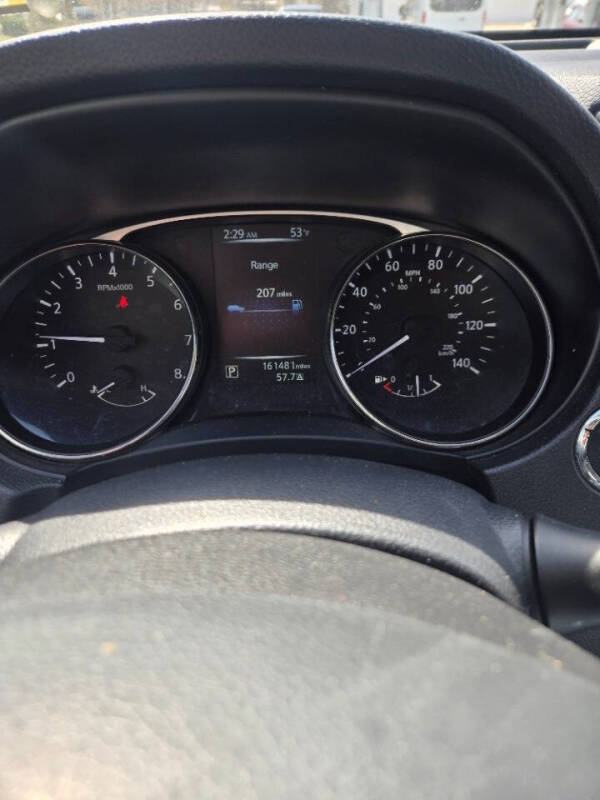 2015 Nissan Rogue SV