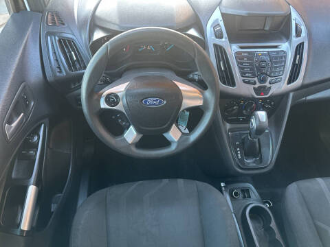 2017 Ford Transit Connect XLT