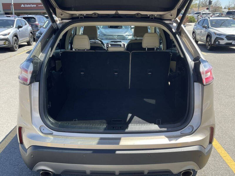 2020 Ford Edge SEL