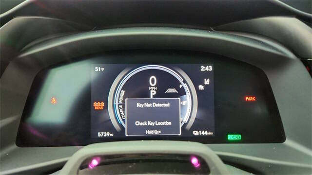 2023 Lexus RZ 450e Luxury