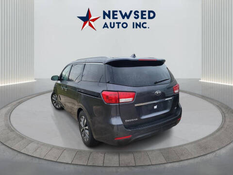 2016 Kia Sedona