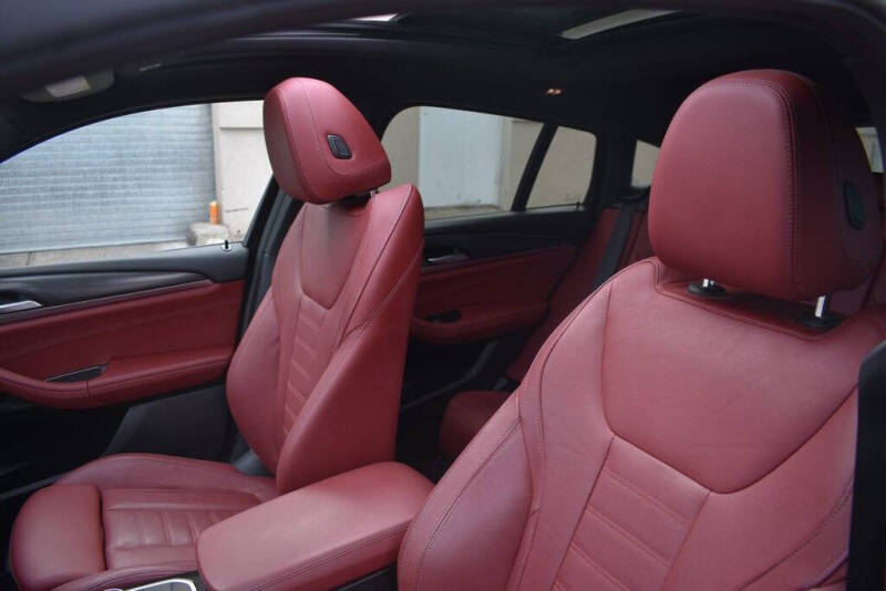 2024 BMW X4 xDrive30i