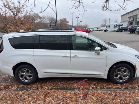 2022 Chrysler Pacifica Limited