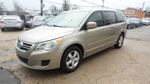 2009 Volkswagen Routan for sale at Unlimited Auto Sales in Upper Marlboro MD