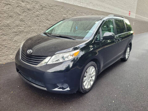 2012 Toyota Sienna for sale at Kars Today in Addison IL