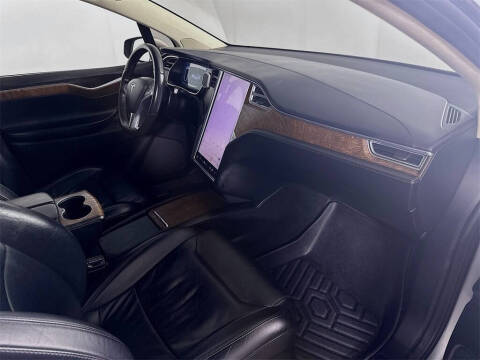 2017 Tesla Model X 75D