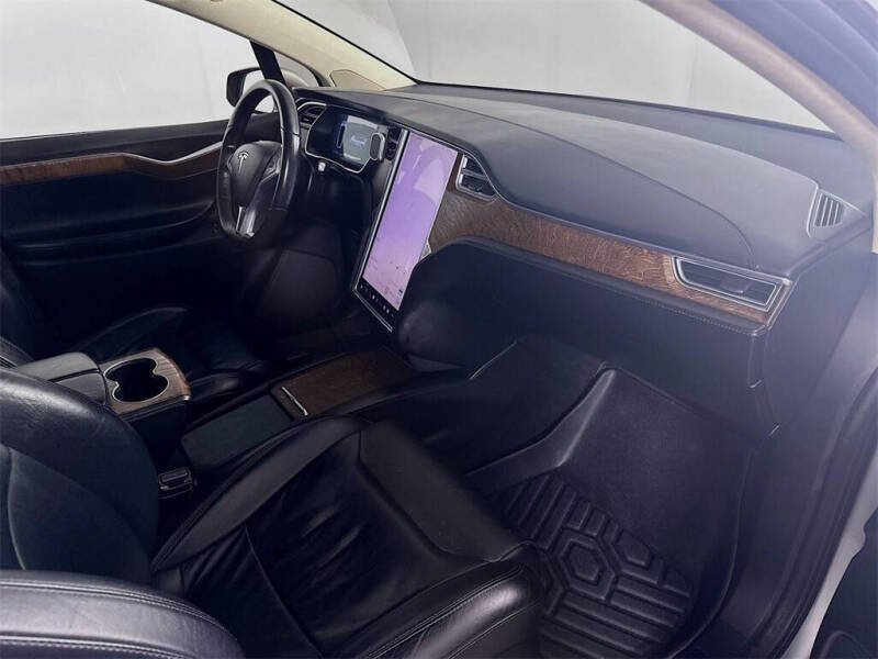 2017 Tesla Model X 75D