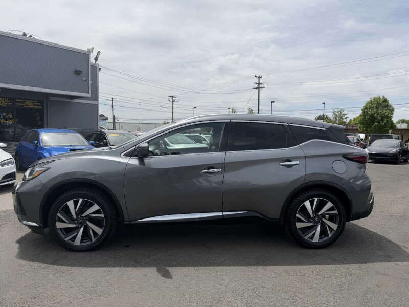 2023 Nissan Murano SL