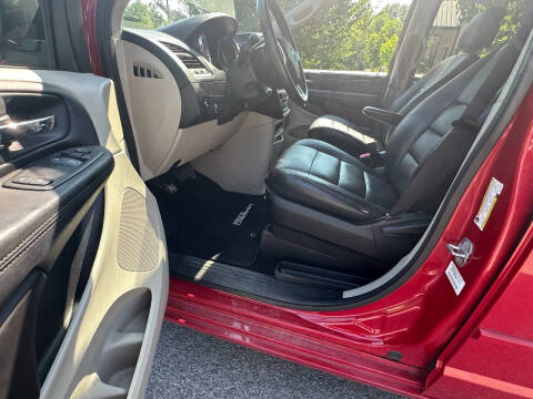2013 Dodge Grand Caravan American Value Package