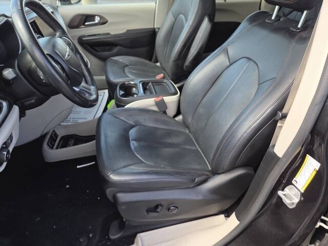 2019 Chrysler Pacifica Touring L