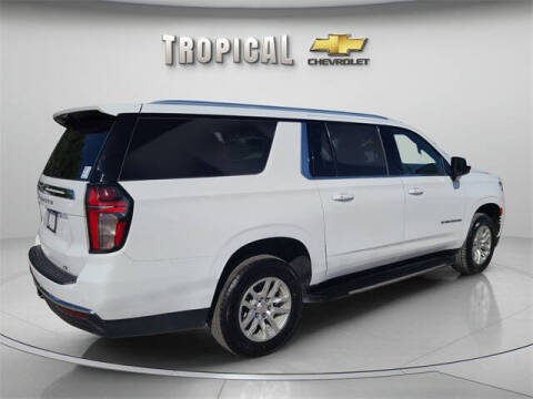 2023 Chevrolet Suburban LT