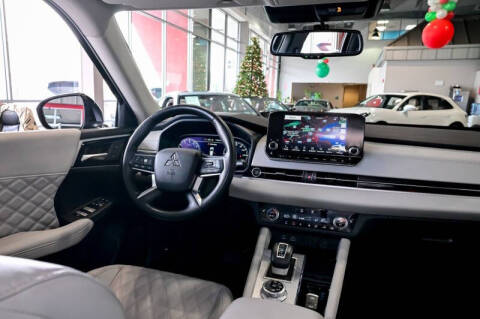 2024 Mitsubishi Outlander SEL Black Edition