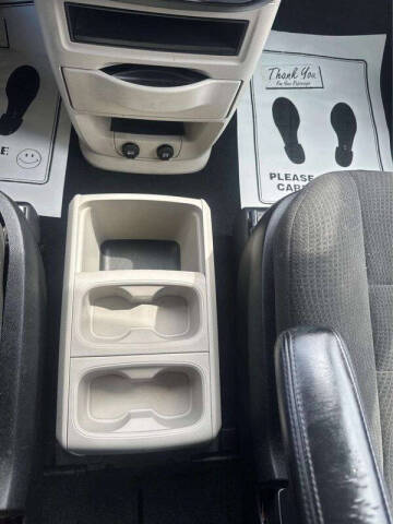 2013 Dodge Grand Caravan SE