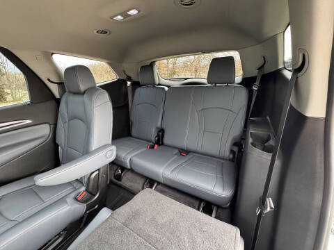 2020 Buick Enclave Essence