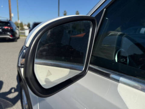 2022 Mercedes-Benz GLB GLB 250 4MATIC