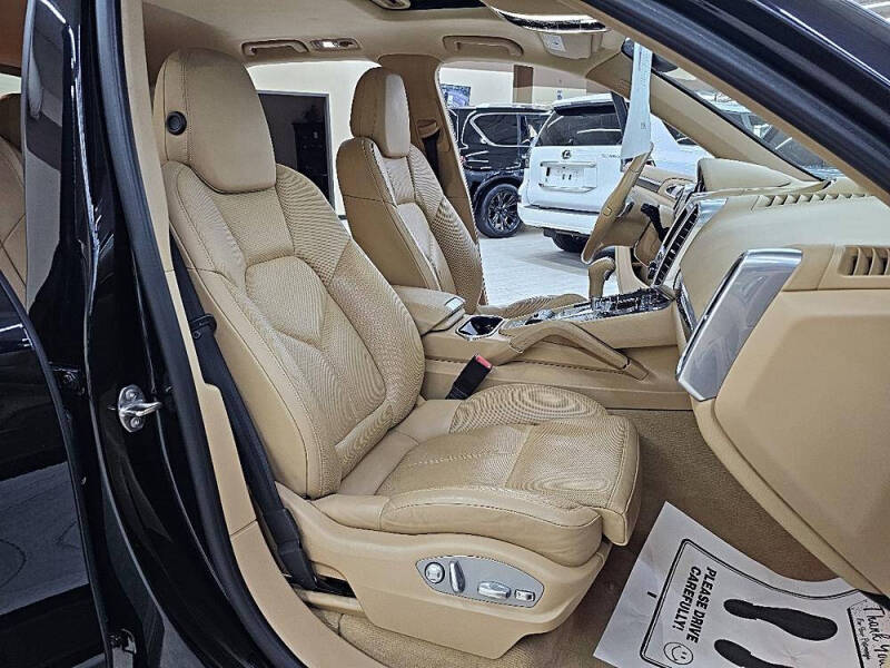 2014 Porsche Cayenne S Hybrid