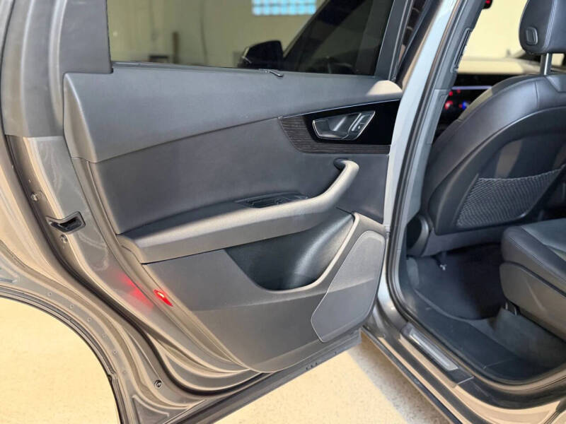 2017 Audi Q7 2.0T quattro Premium Plus