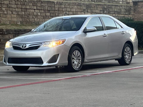 2014 Toyota Camry LE