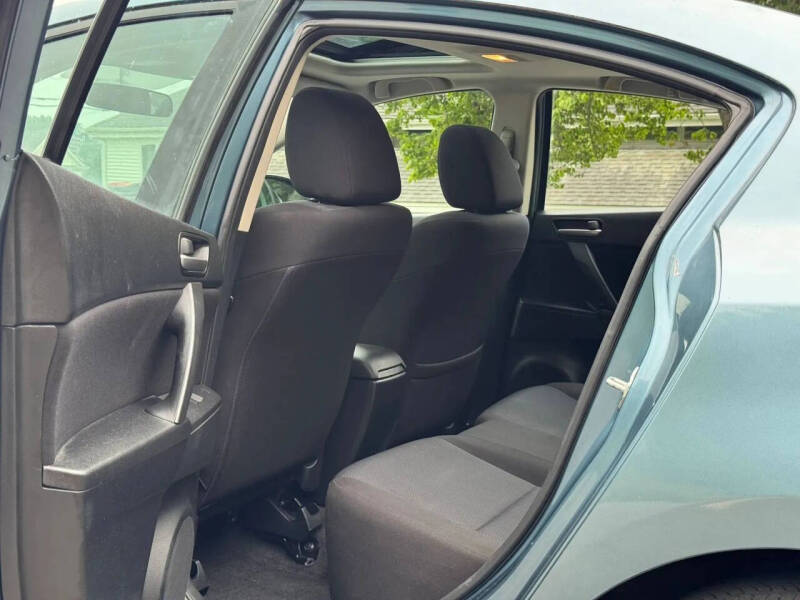 2011 Mazda MAZDA3 i Touring