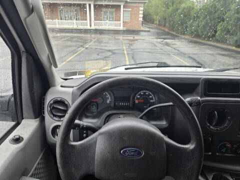 2013 Ford E-Series E-250