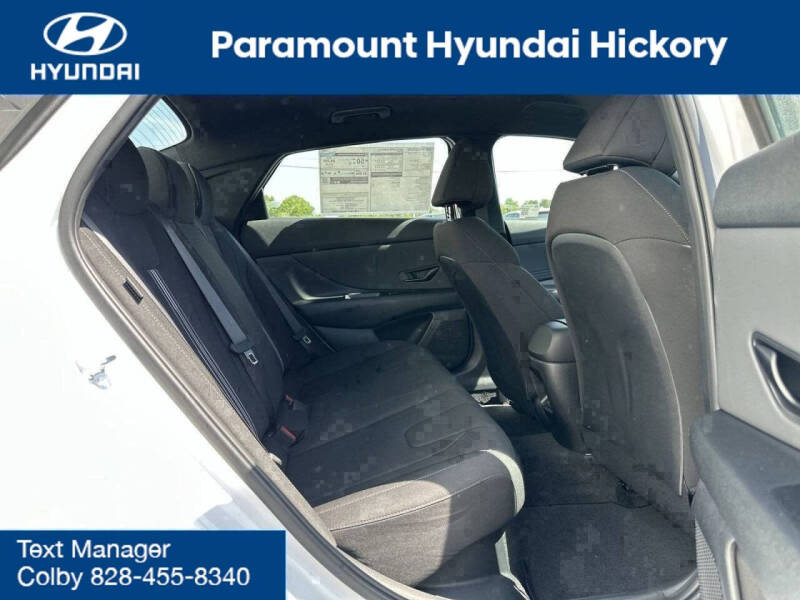 2025 Hyundai Elantra Hybrid SEL Sport