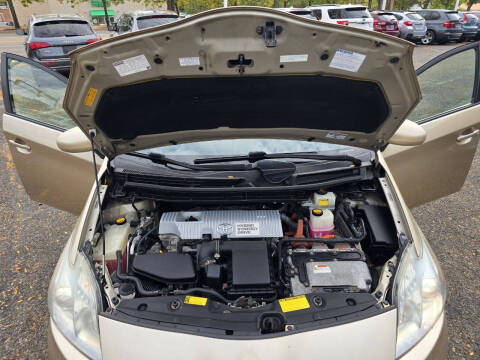 2010 Toyota Prius III