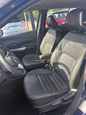 2018 Nissan Kicks SR