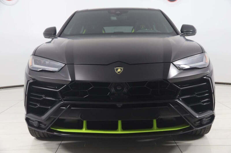 2022 Lamborghini Urus
