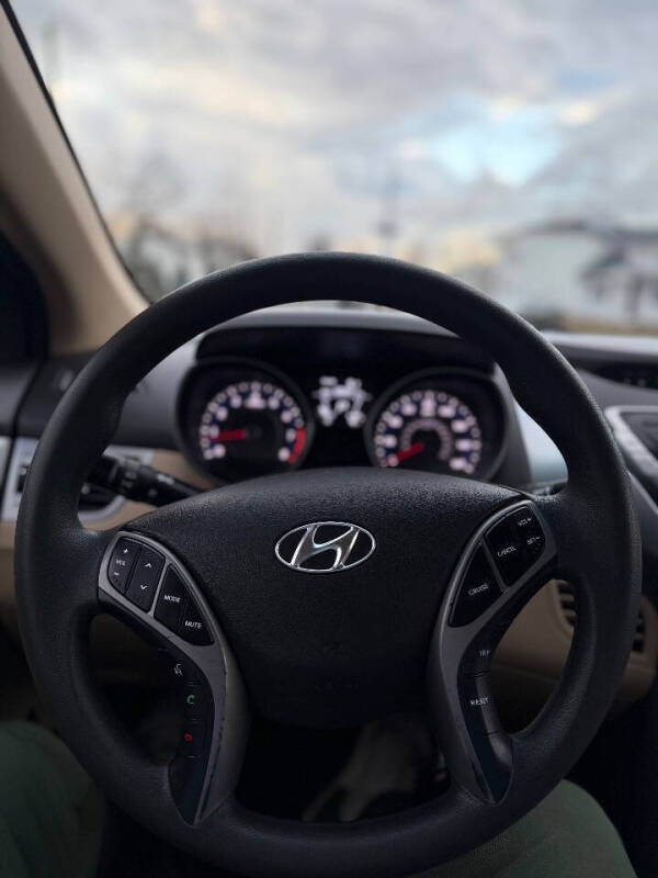 2013 Hyundai Elantra GLS