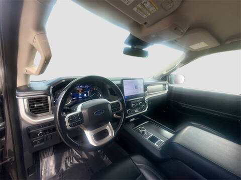 2023 Ford Expedition MAX XLT