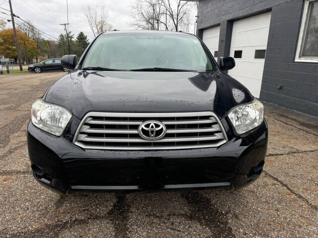 2008 Toyota Highlander for sale at ROUTE 8 AUTO SALES LLC in Peninsula, OH